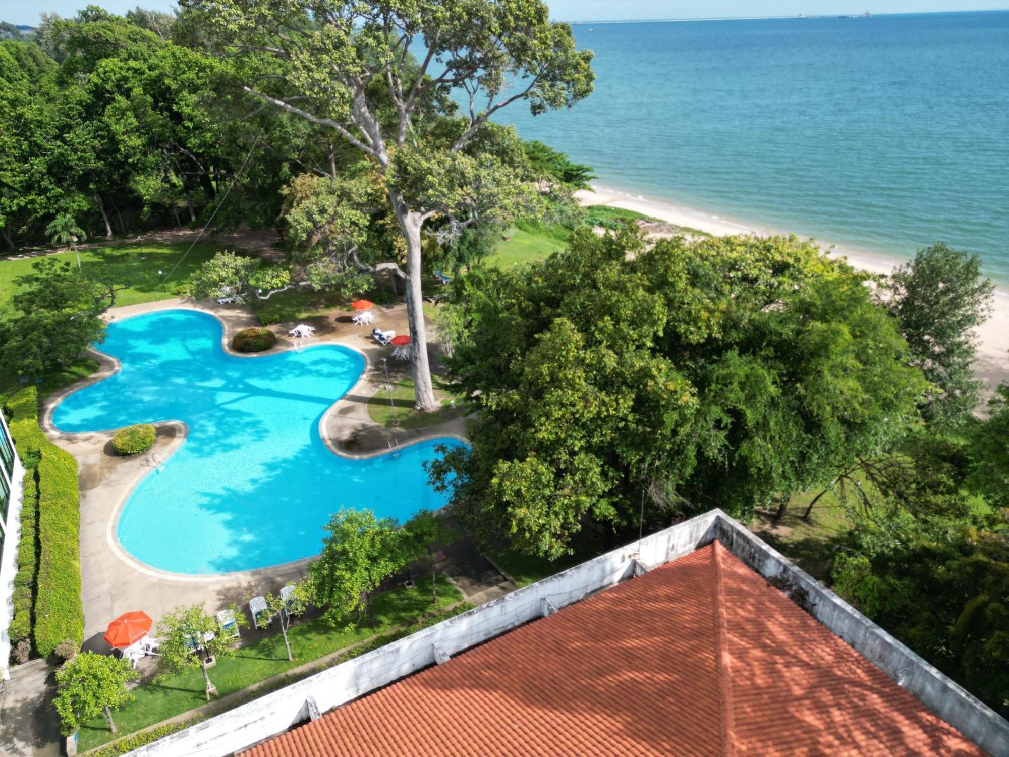 Purimas Beach Hotel & Spa Ban Chang  Extérieur photo