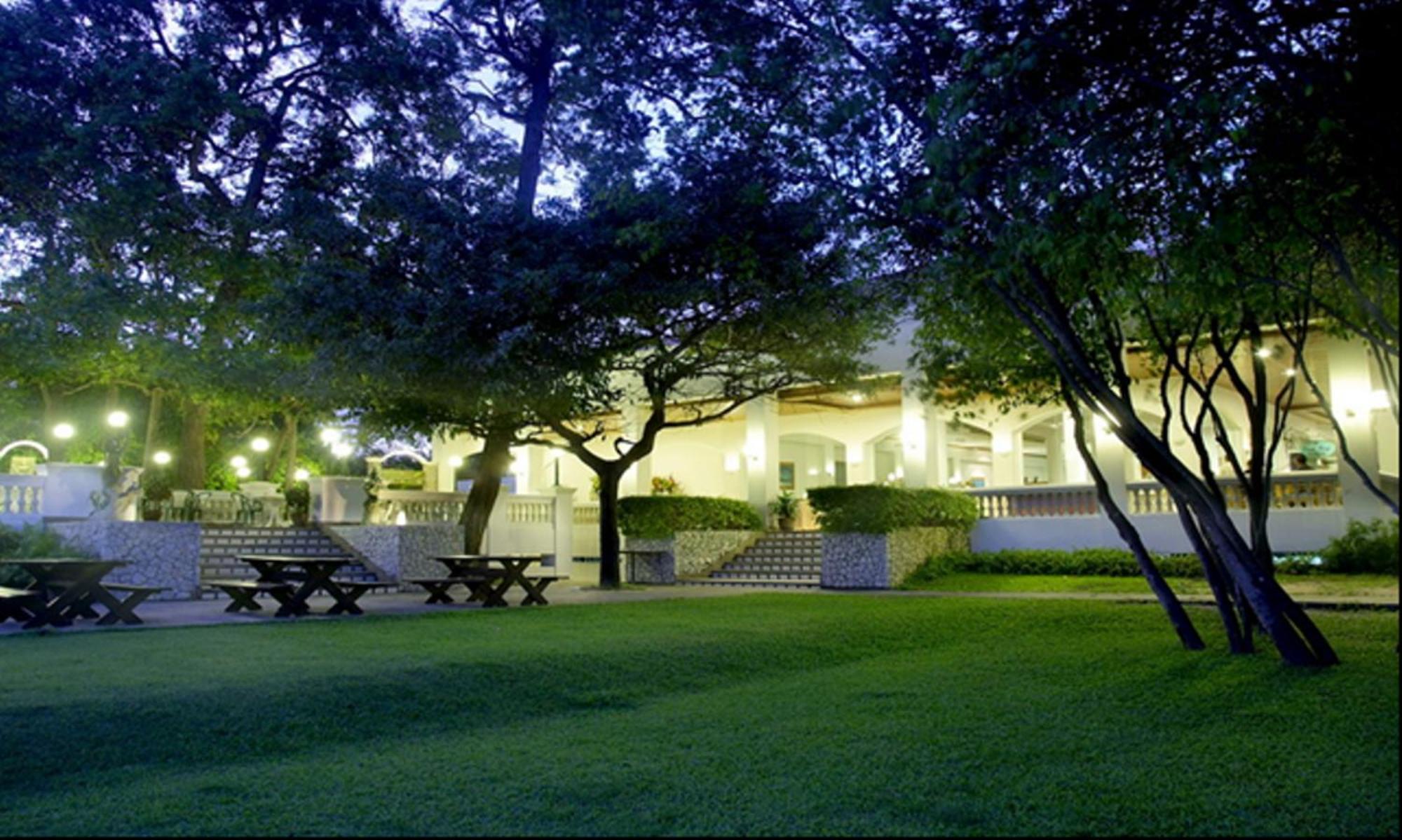 Purimas Beach Hotel & Spa Ban Chang  Extérieur photo