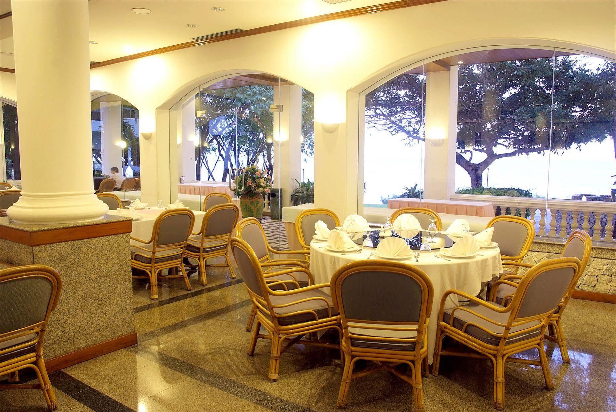 Purimas Beach Hotel & Spa Ban Chang  Extérieur photo